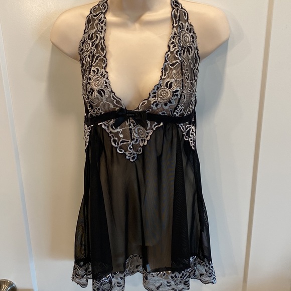 Avidlove lace teddy sheer black with white floral lace. G-String Panty Size L - Picture 10 of 17